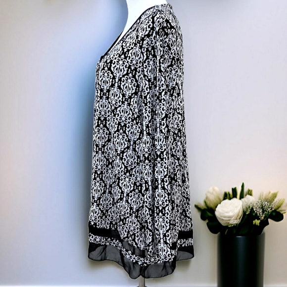 Anne Klein Sophisticated Black and White V-Neck Sheer Trim Hi Lo Tunic Sz XL NWT - Picture 2 of 9